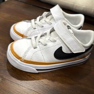 Size 8C toddler Nike shoes